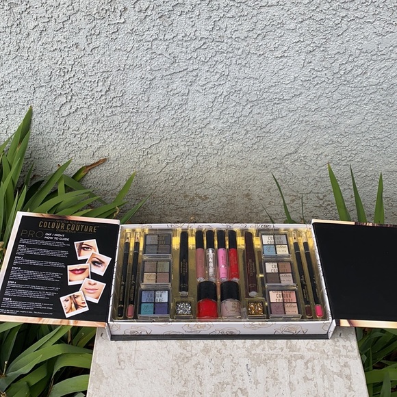 Amelia Knight Colour Couture Pro Cosmetics Makeup Kit Day and Night Gift Set - Picture 4 of 9